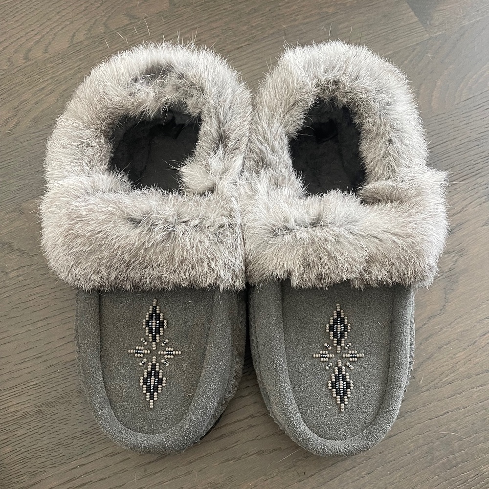 Manitobah Mukluks Slipper Grey, W8